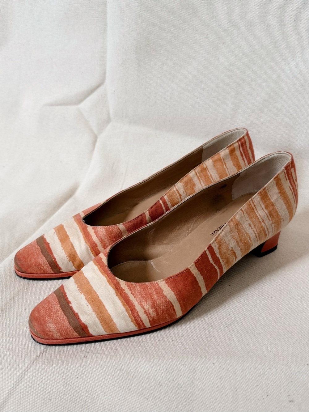 Rodo Firenze Italian Vintage Striped Pumps size 8